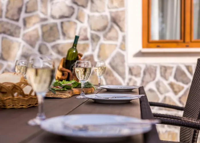 Mulberry Vakantiehuis Milohnici